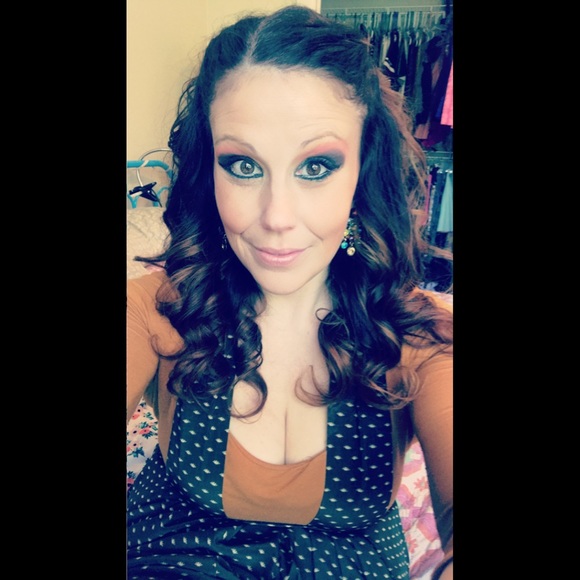 Meet your Posher, Erin - Picture 8 of 8